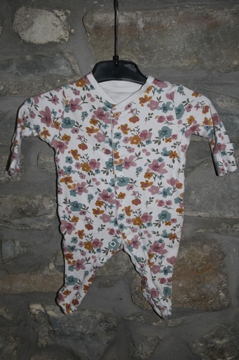 [Caisse 2 - Article N° 61] Pyjama